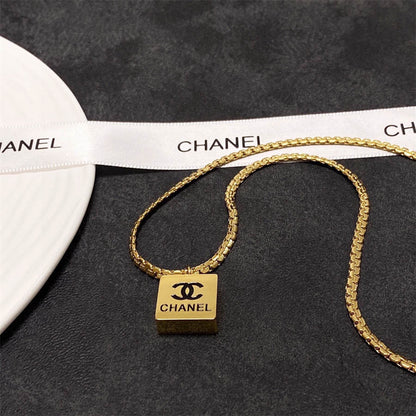 シャネル ダブルC ロング セーターチェーン ネックレス