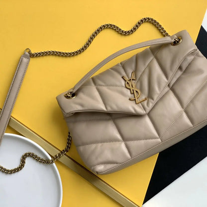 デニムとスムースレザーのパファーミディアムチェーンバッグ