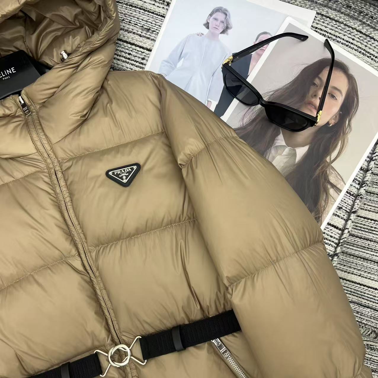 【PRADA旗艦店】ダウンジャケット、ご好評に付き再入荷！