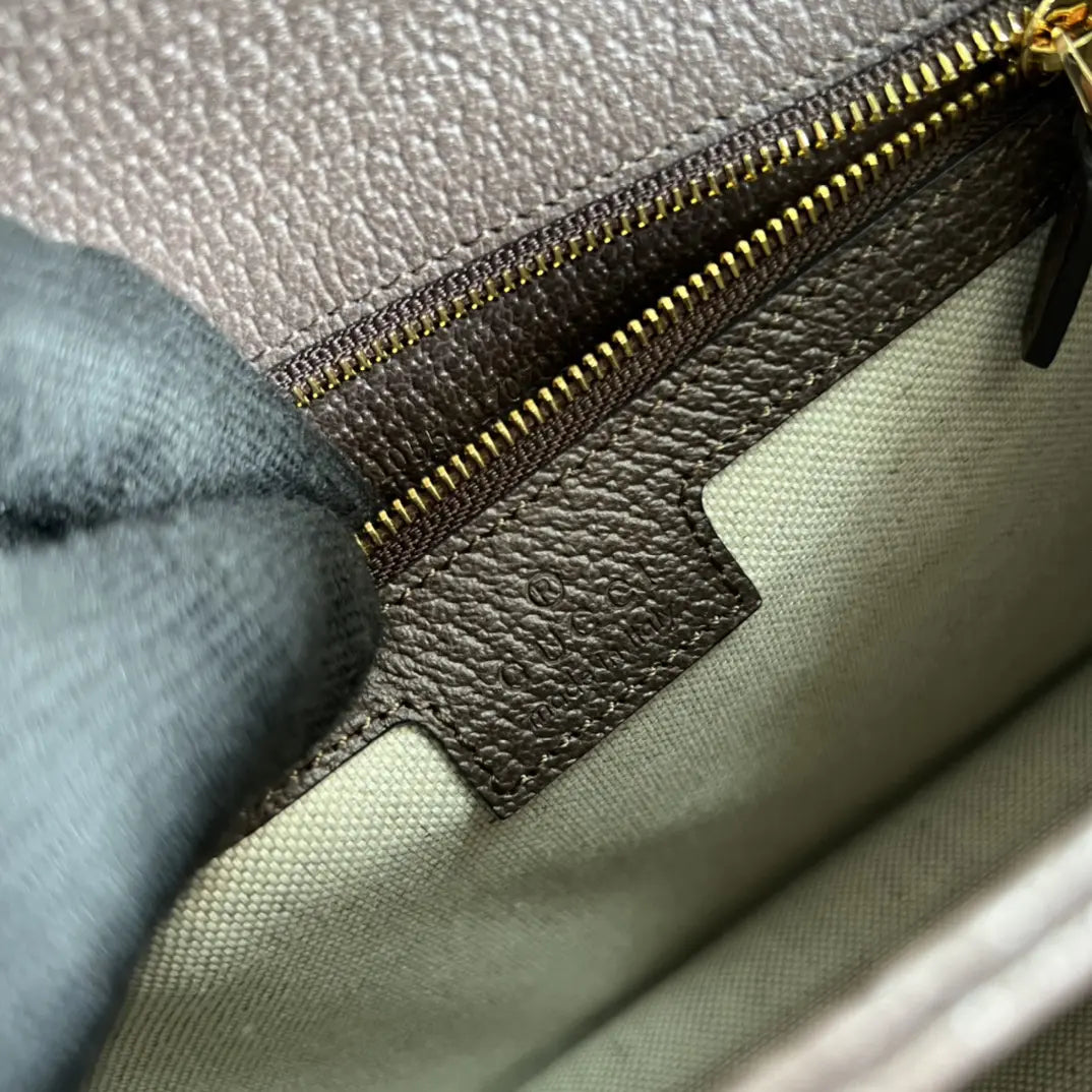 オフィディア スモール トップハンドルバッグ（ウェブ付き）