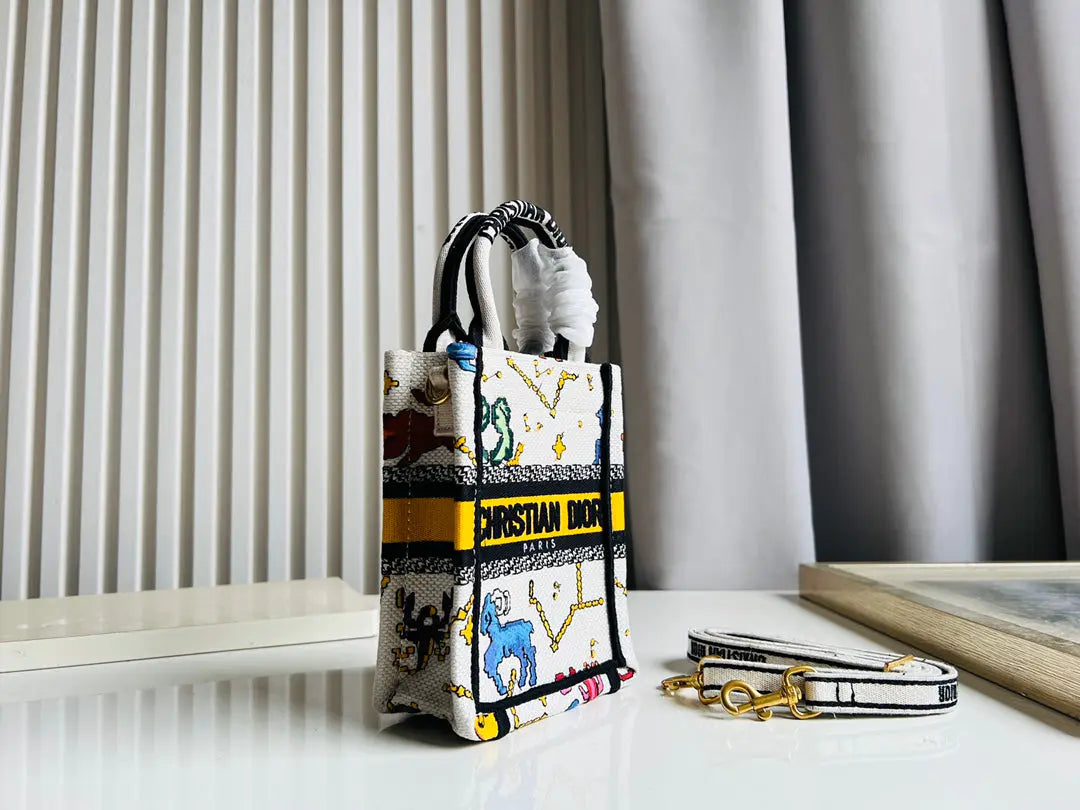 クリスチャン・ディオール ミニブックトート フォンバッグ