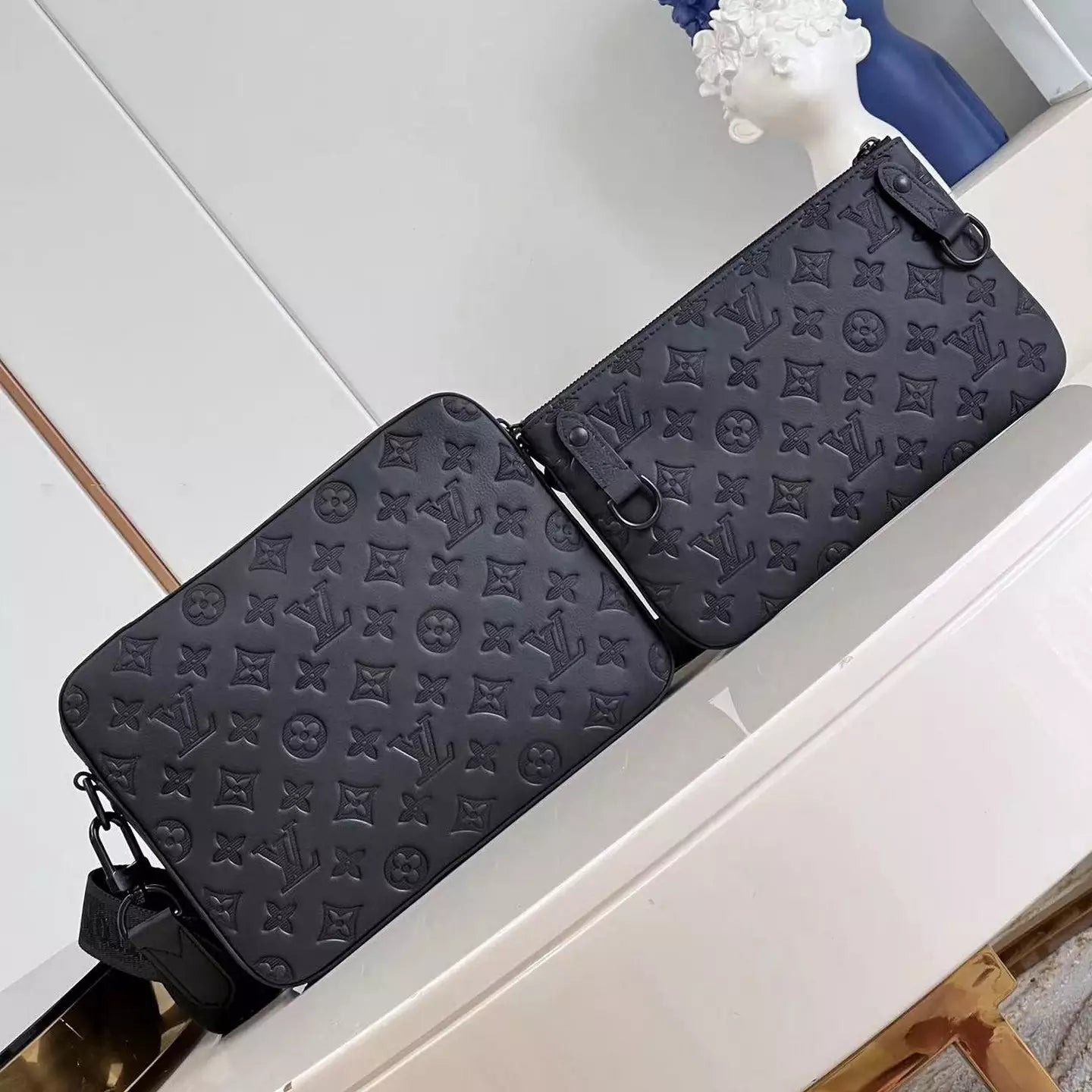 トリオメッセンジャー（ブラック）M46602 – LW268