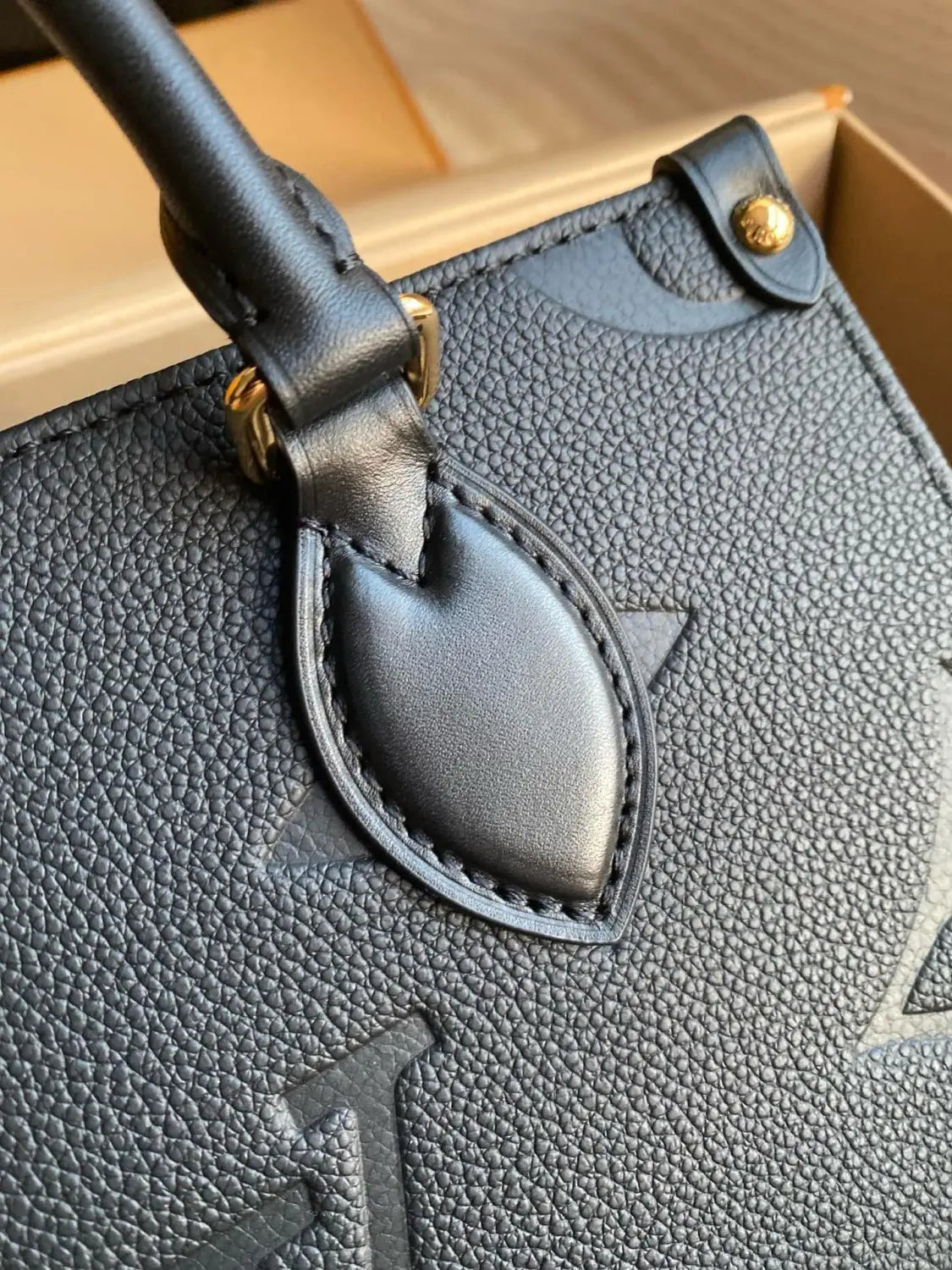 ルイ・ヴィトン オンセゴ PM M45653