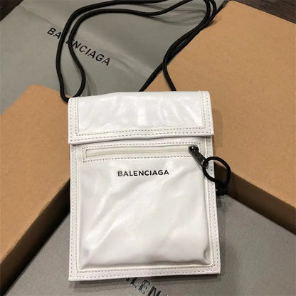 BALENCIAGA EXPLORER ストラップ付きスモールポーチ