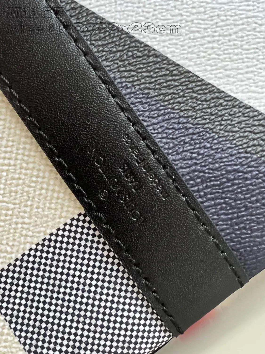 ルイ・ヴィトン M11674 キーポル・バンドリエール50