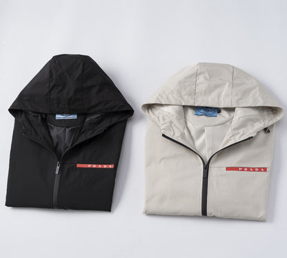 【PRADA旗艦店】プラダ ジャケット ご好評に付き再入荷！