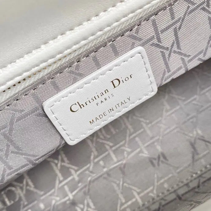 レディディオール レターバッグ ホワイト