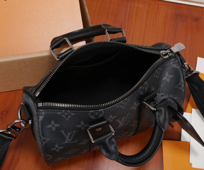 LOUIS VUITTON キーポル・バンドリエール 25 M46271