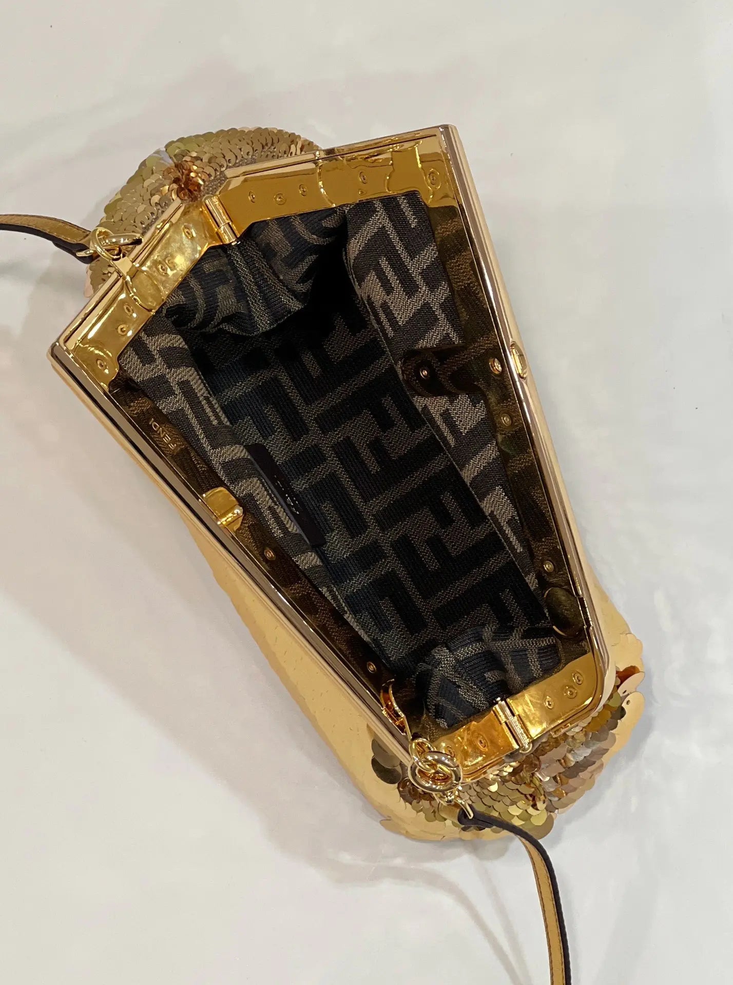 フェンディファースト