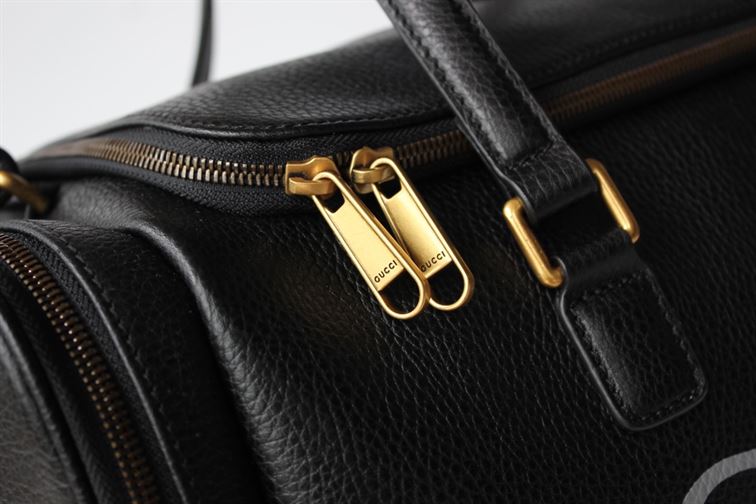 グッチ レトロロゴプリント レザー ダッフルバッグ – BG039