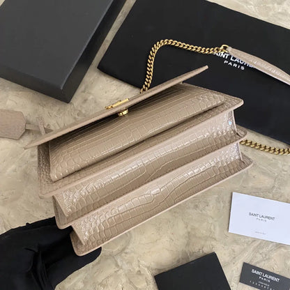 マンハッタン ミディアム ショッピングバッグ（箱入り）サンローラン レザー