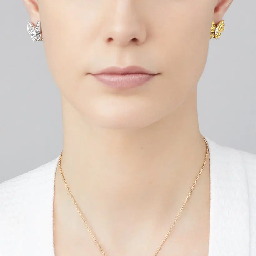 ヴァン クリーフ＆アーペルの新作、ツー バタフライ イヤリング