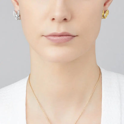 ヴァン クリーフ＆アーペルの新作、ツー バタフライ イヤリング