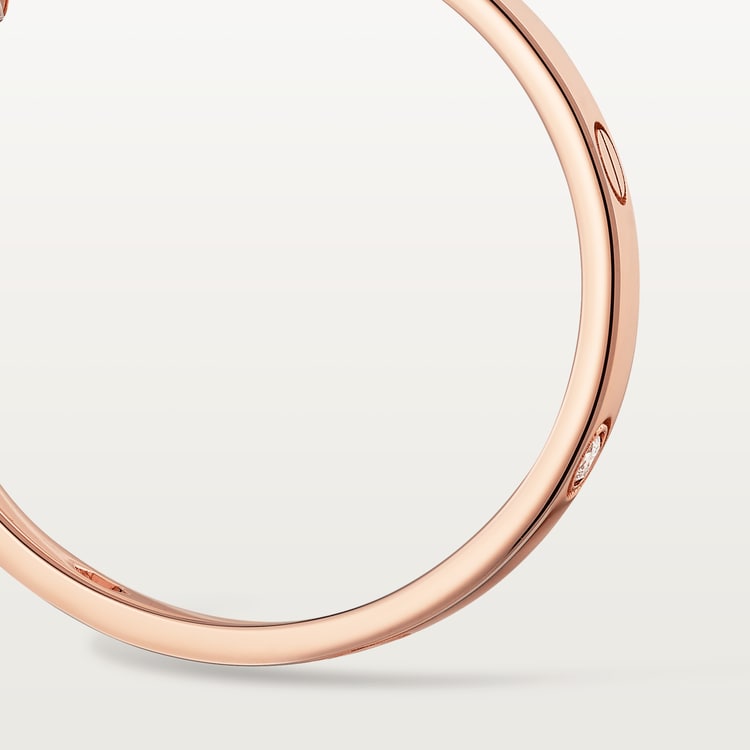 ラブイヤリング