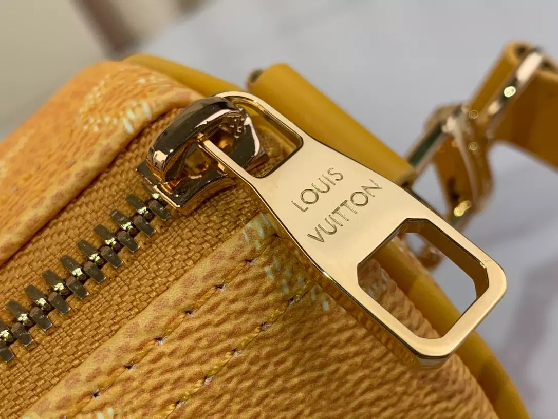 ルイ・ヴィトン キーポル・バンドリエール 25 – LW200