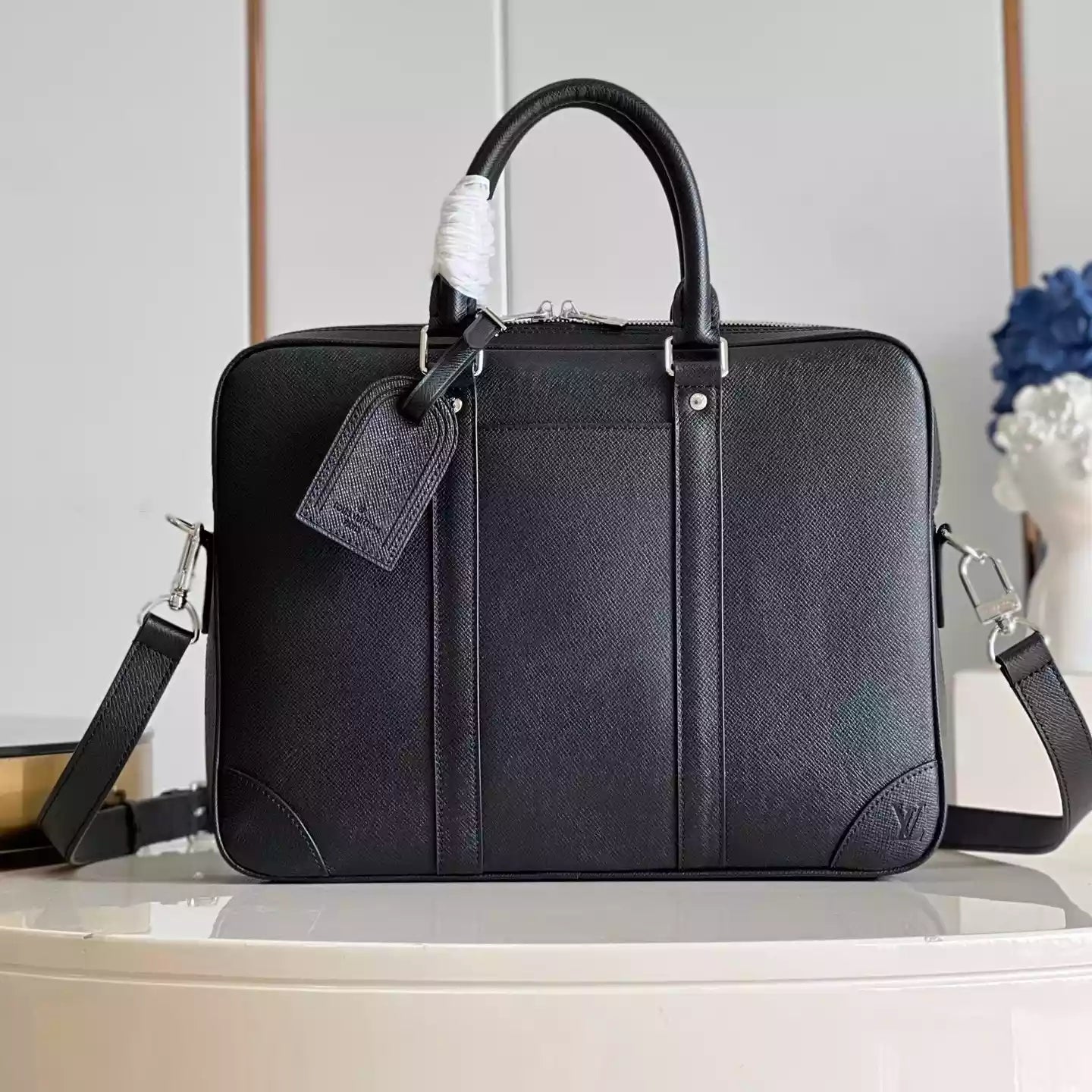 ポルトドキュメント ボヤージュ PM ブリーフケース タイガレザー M30925 – LW329