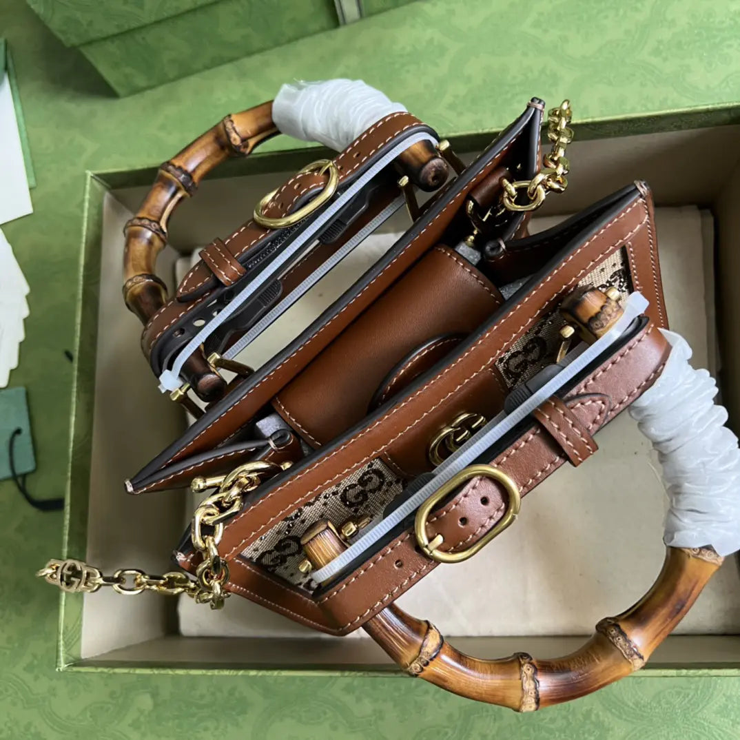 グッチ ダイアナ リザード ミニバッグ