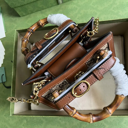 グッチ ダイアナ リザード ミニバッグ