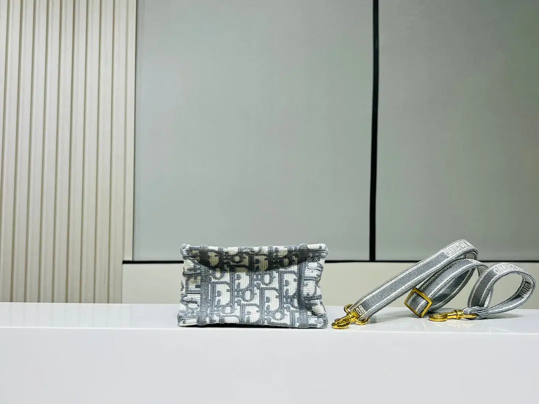 クリスチャン・ディオール ミニブックトート フォンバッグ