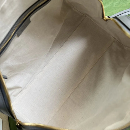 GG マトラッセ レザー ミディアム バッグ