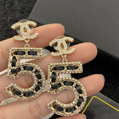シャネル No.5 レザー ピアス チェーン イヤリング
