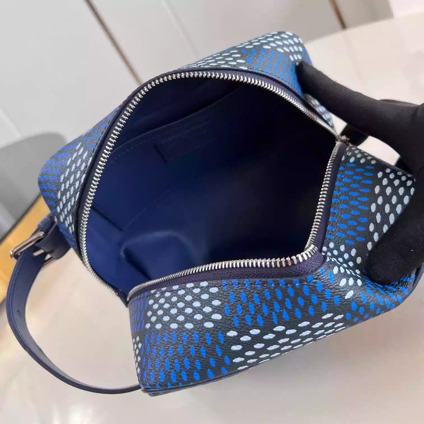 ロッカー ドップキット ブルー ダミエ ヘリテージ コーテッドキャンバス N40747 – LW400