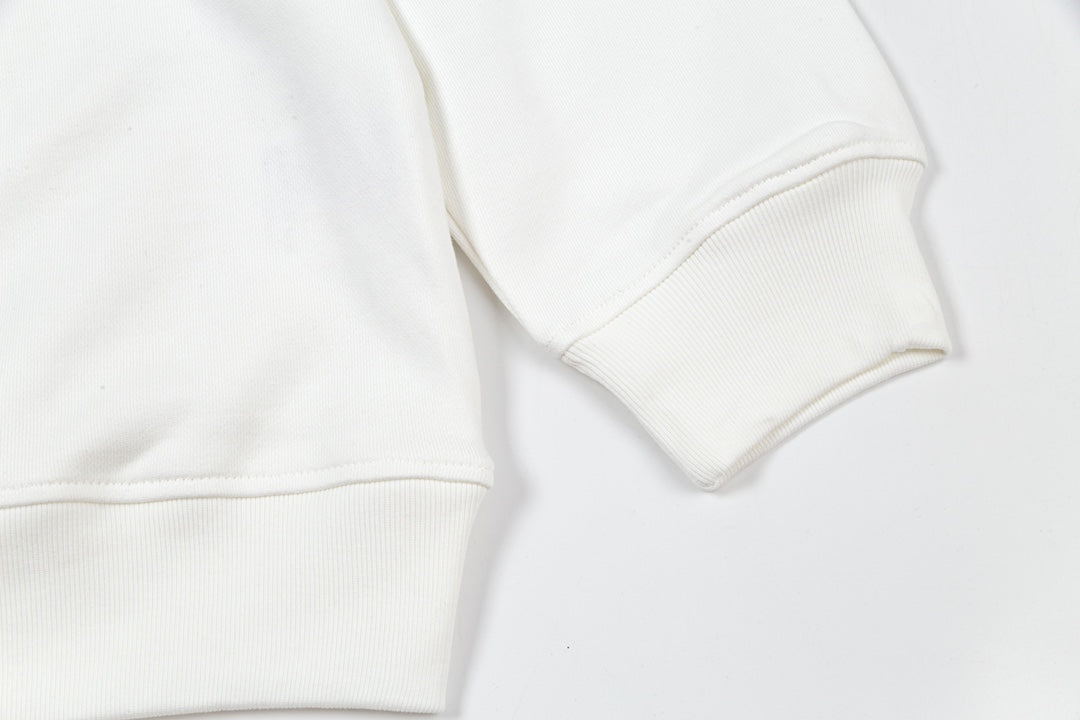 【PRADA公式旗艦店】ご好評に付き再入荷！！