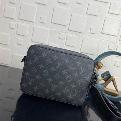 ルイ・ヴィトン スティーマー・メッセンジャー モノグラム・エクリプス – LVB058