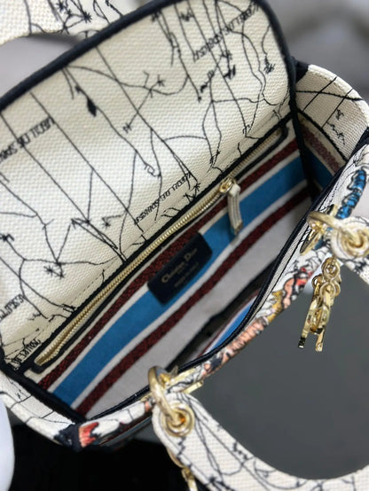 クリスチャン ディオール ミディアム レディ D ライト バッグ