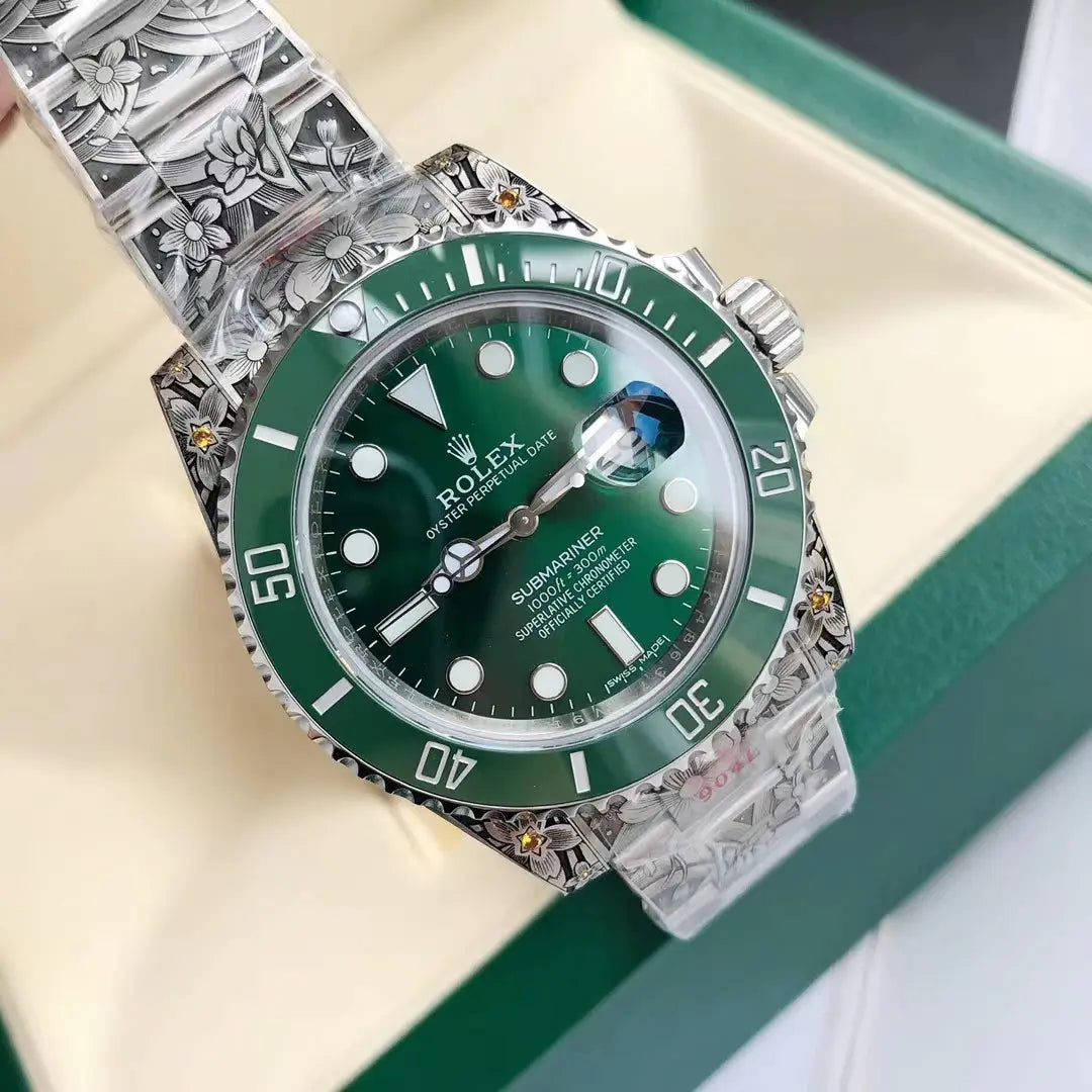 ロレックス サブマリーナーデイト 彫金 116610LV/116610LN