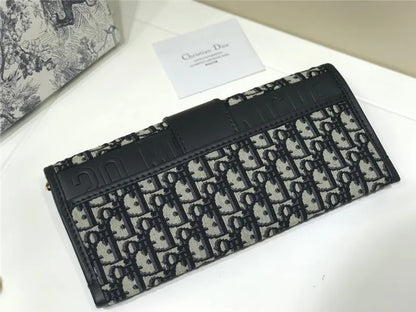 ディオール 30 モンテーニュ チェーンクラッチ