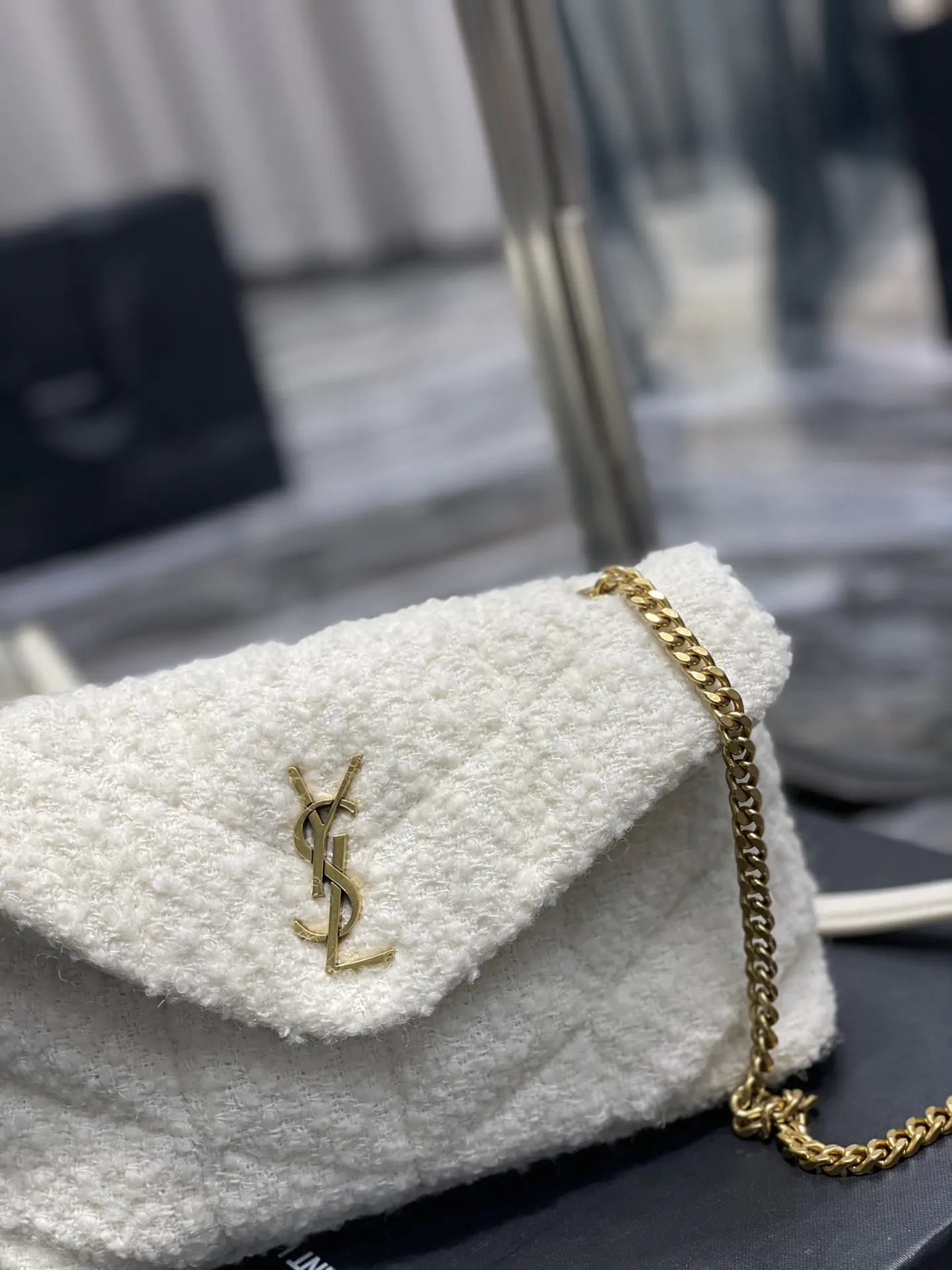 ジャージー素材のパファートイバッグ