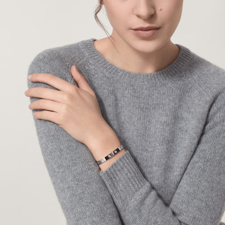 ラブブレスレット、ダイヤモンド10個