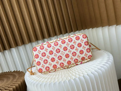 ルイ・ヴィトン M25317 ネヴァーフル MM