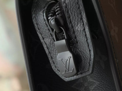 サック プラット 24H ブラック モノグラム エクリプス キャンバス M47059 – LW207