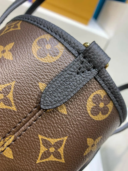 ルイ・ヴィトン M12099 ネヴァーフル・バンドリール インサイド・アウト BB