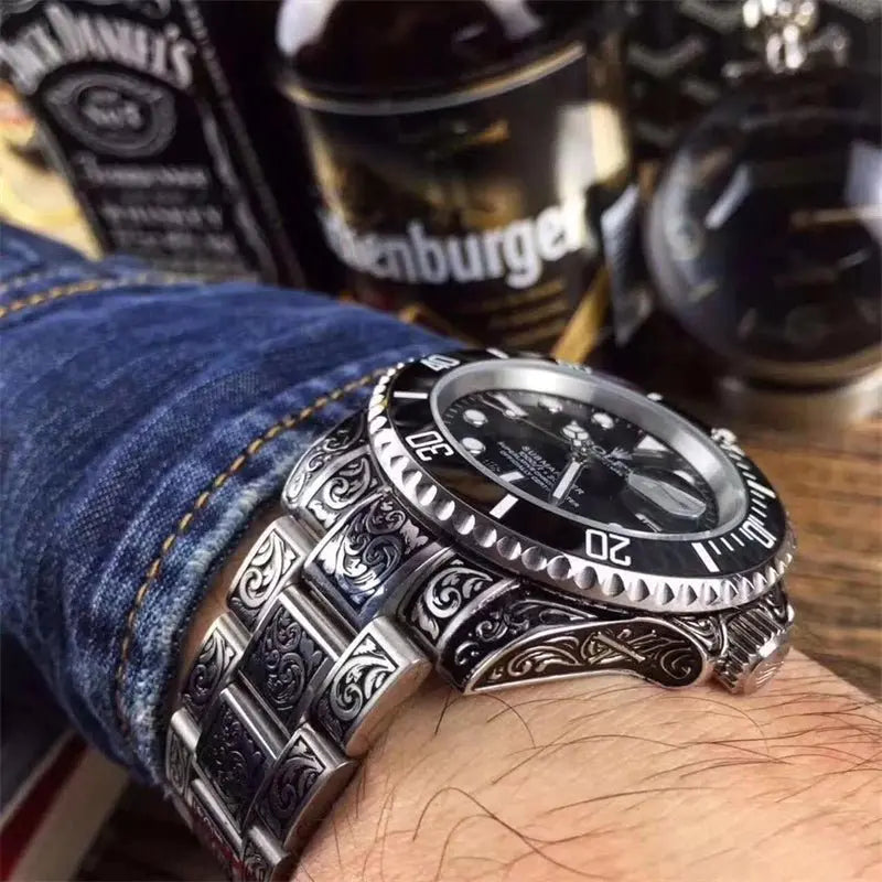 ロレックス サブマリーナーデイト 彫金 116610LV/116610LN