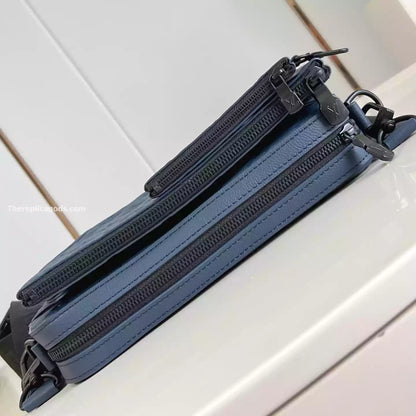 トリオ メッセンジャーバッグ ネイビーブルー モノグラムシャドウ – LW312