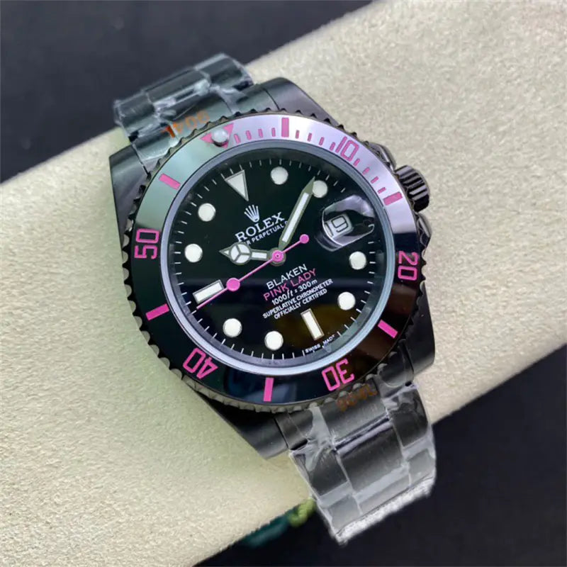 ロレックス サブマリーナーデイトBLAKEN