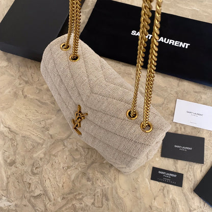 Y字キルティングレザーのルル スモールバッグ