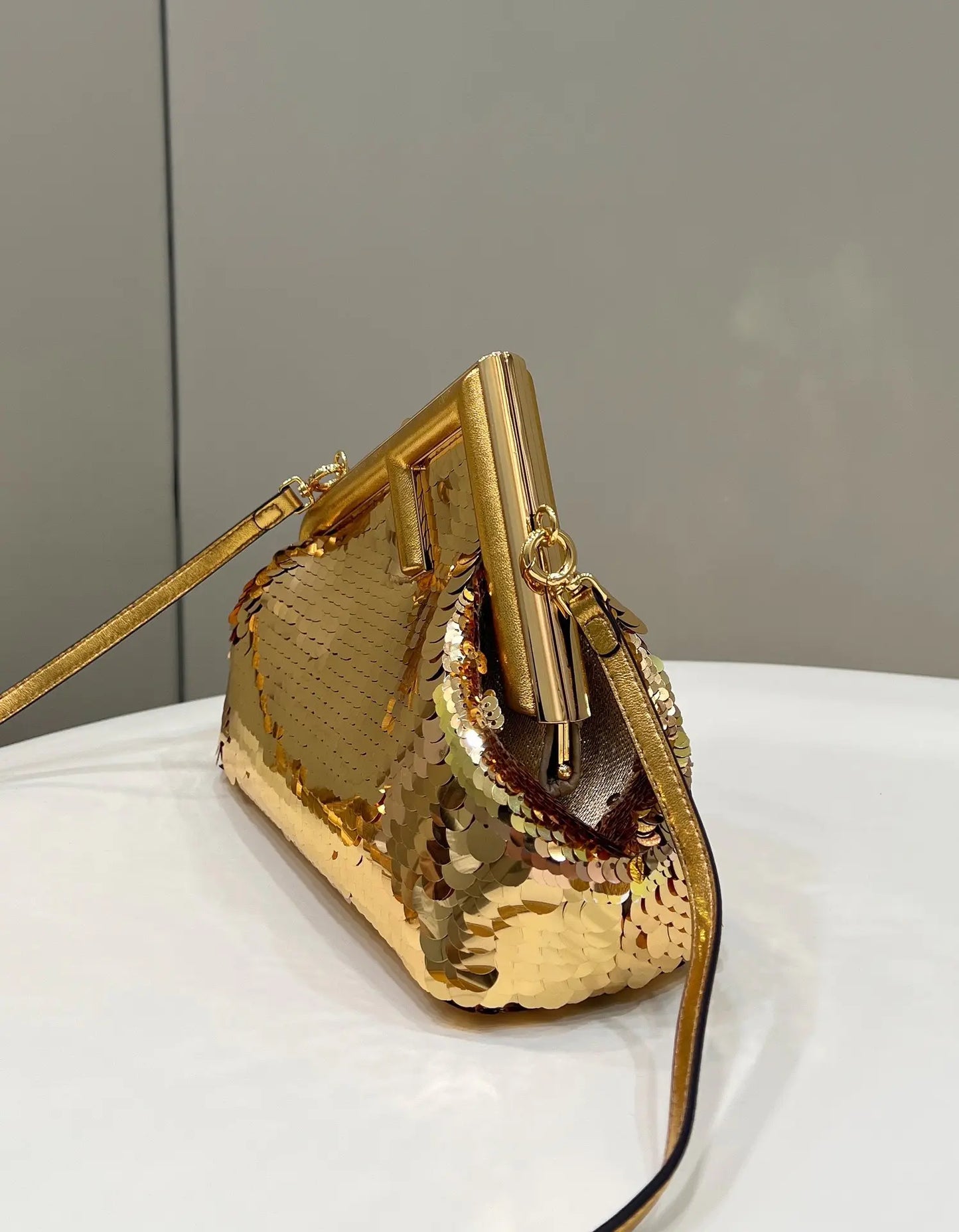 フェンディファースト