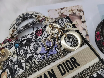 レディディオール