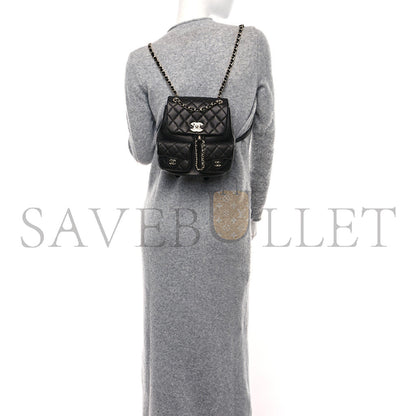 シャネル マスターシャイニーキャビア キルティング ミディアム ドゥマポケット ドローストリング バックパック ブラック (20.5×20×11.5cm)