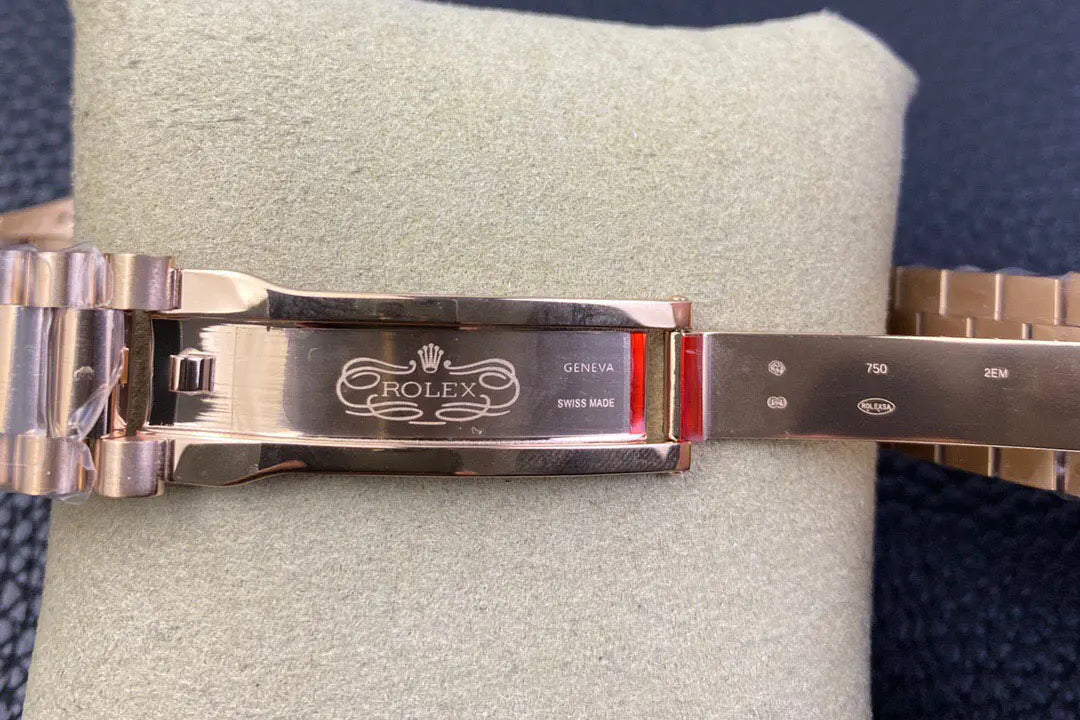 ロレックス デイデイト 118235FA