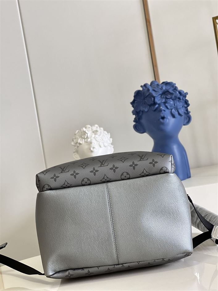 ルイ・ヴィトン ディスカバリー バックパック PM – LVB016