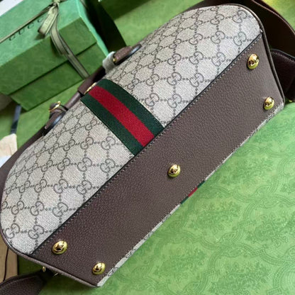 GUCCI メッセンジャーバッグ