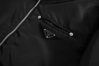 【PRADA旗艦店】プラダ ウールのジャケット ご好評に付き再入荷！