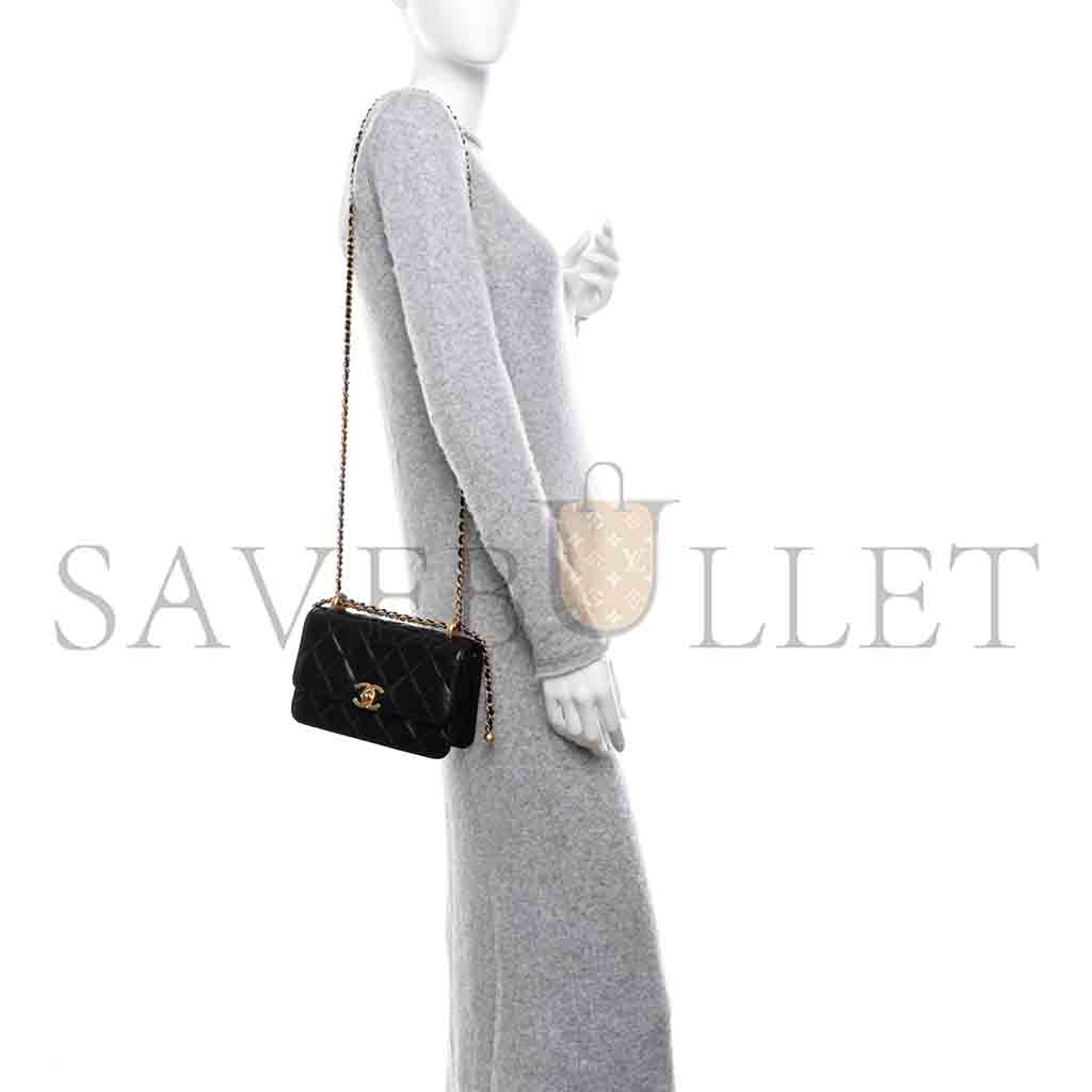 シャネル マスター カーフスキン キルティング ミニ パーフェクトフィット フラップ ブラック (19×12×8cm)