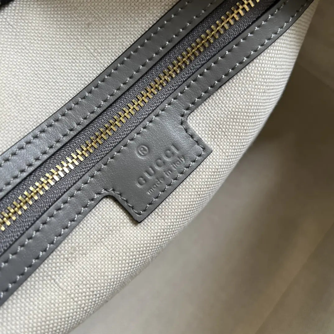 GG マトラッセ レザー ミディアム バッグ