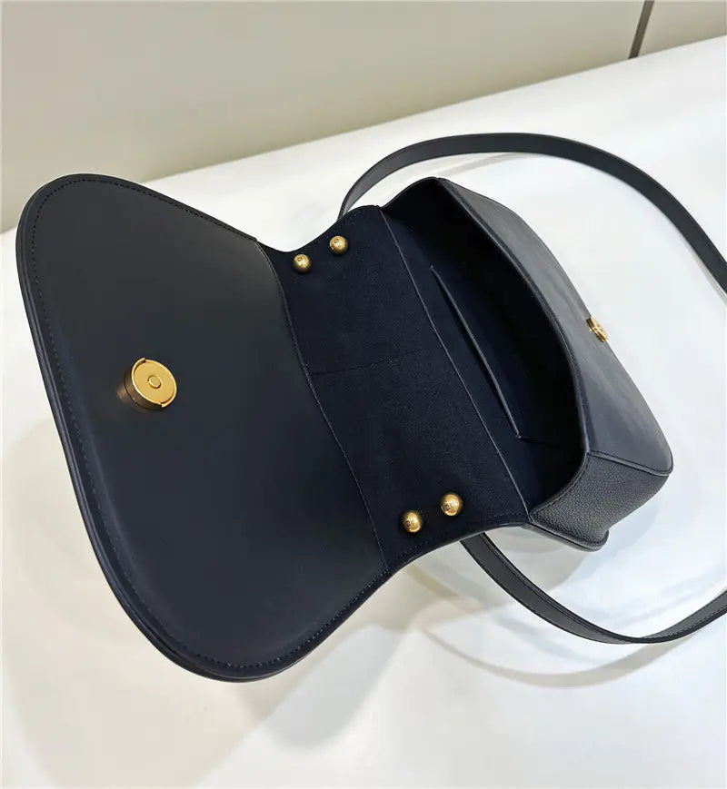 フェンディ レディース ピンク C モン スモールバッグ